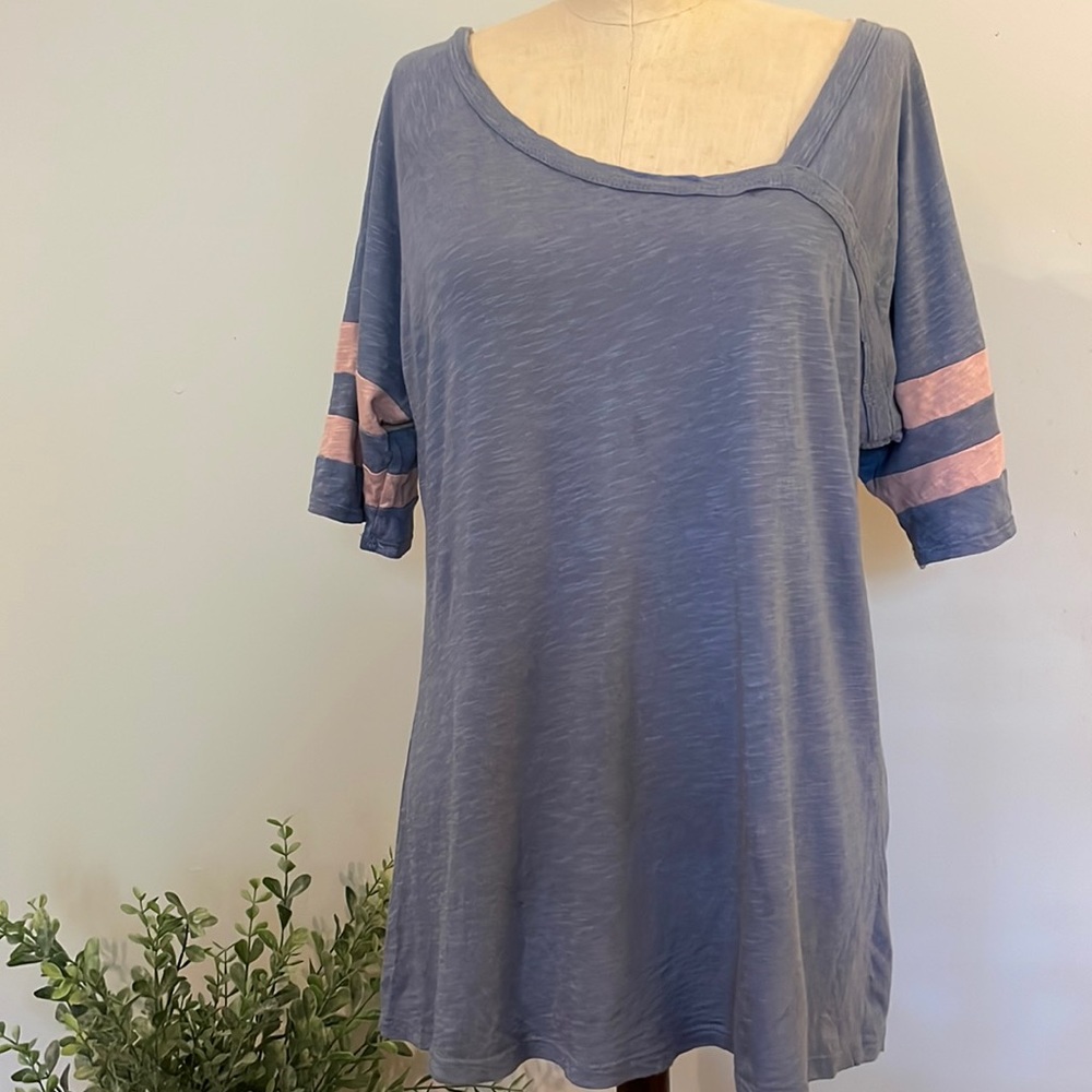 Womens 143 STORY Light Cobalt blue T-shirt - Small